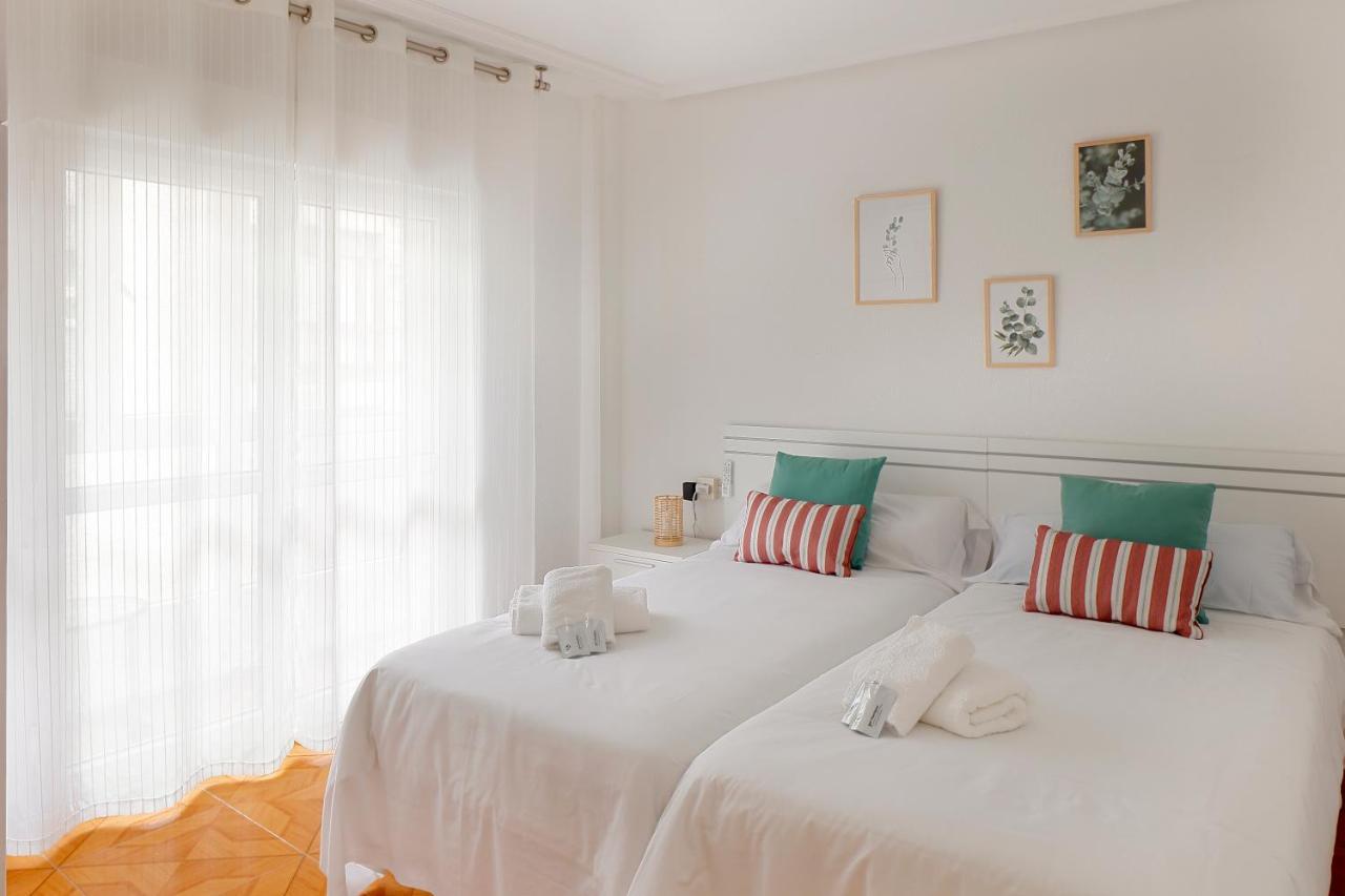 142A Apto 2 Habitaciones Playa San Lorenzo Gijón Eksteriør bilde